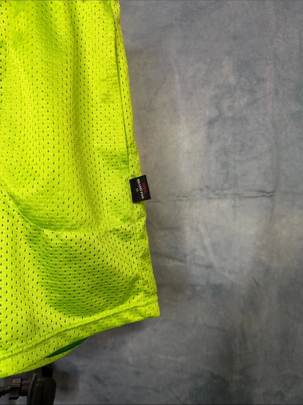 Men's Athletic Mesh Shorts in Neon Green - Lightweight Performance Size Large